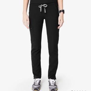 Figs Yola Black Medium Scrub Pants